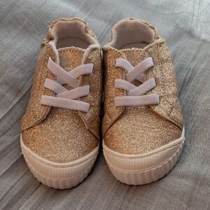 NWOT Toddler/Girl's Gold Sneakers